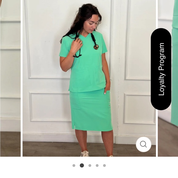 C. Saucy, 2XL long, Surgical Green, Scrub skirt - Picture 3 of 6